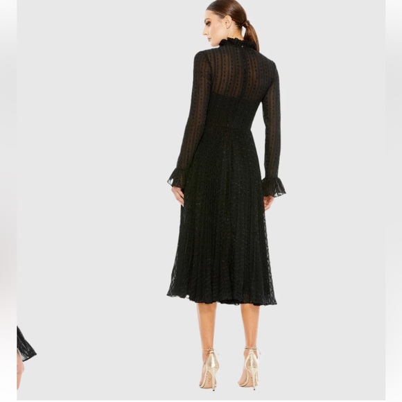 Ieena for Mac Duggal Embroidered Long Sleeve Ruffle Dress NWT - Picture 16 of 17